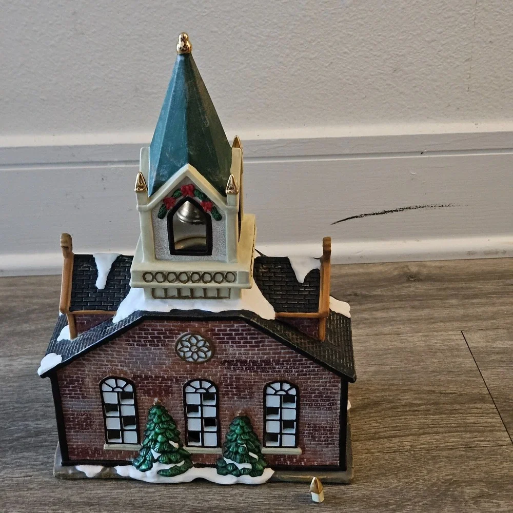 Galleria Christmas Village Hand  Painted  Church ‎ Holiday  Porcelain DAMAGED